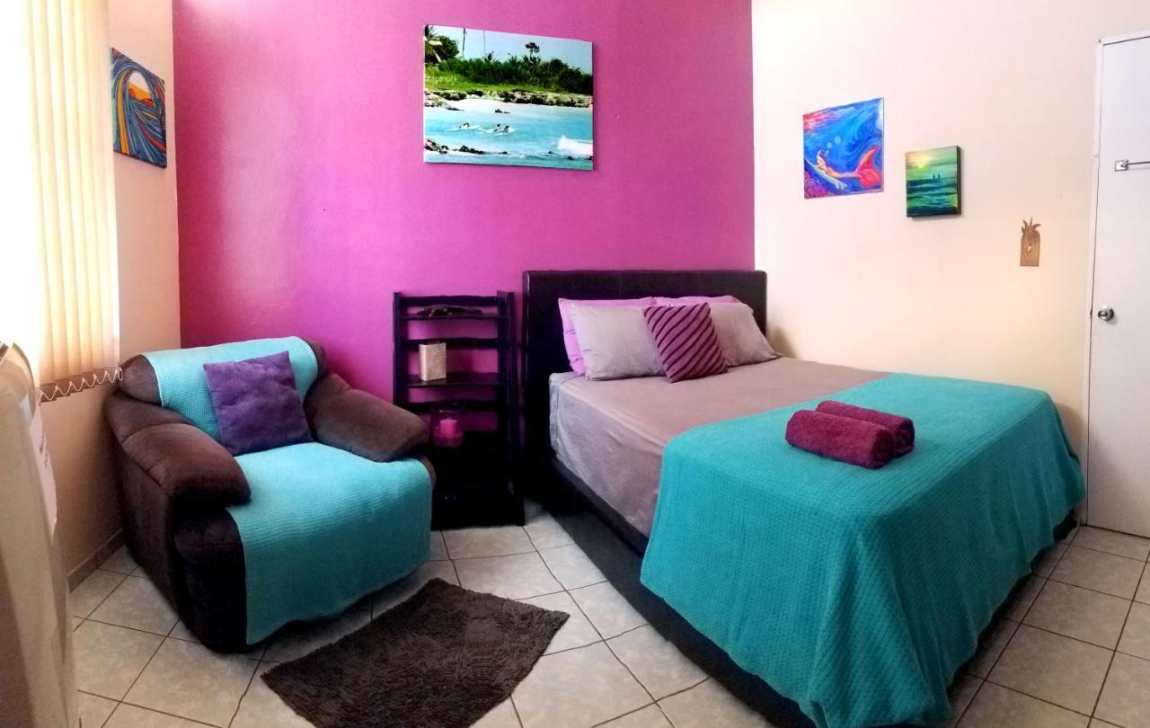 Wssm Surf House Panzió Aguadilla Kültér fotó