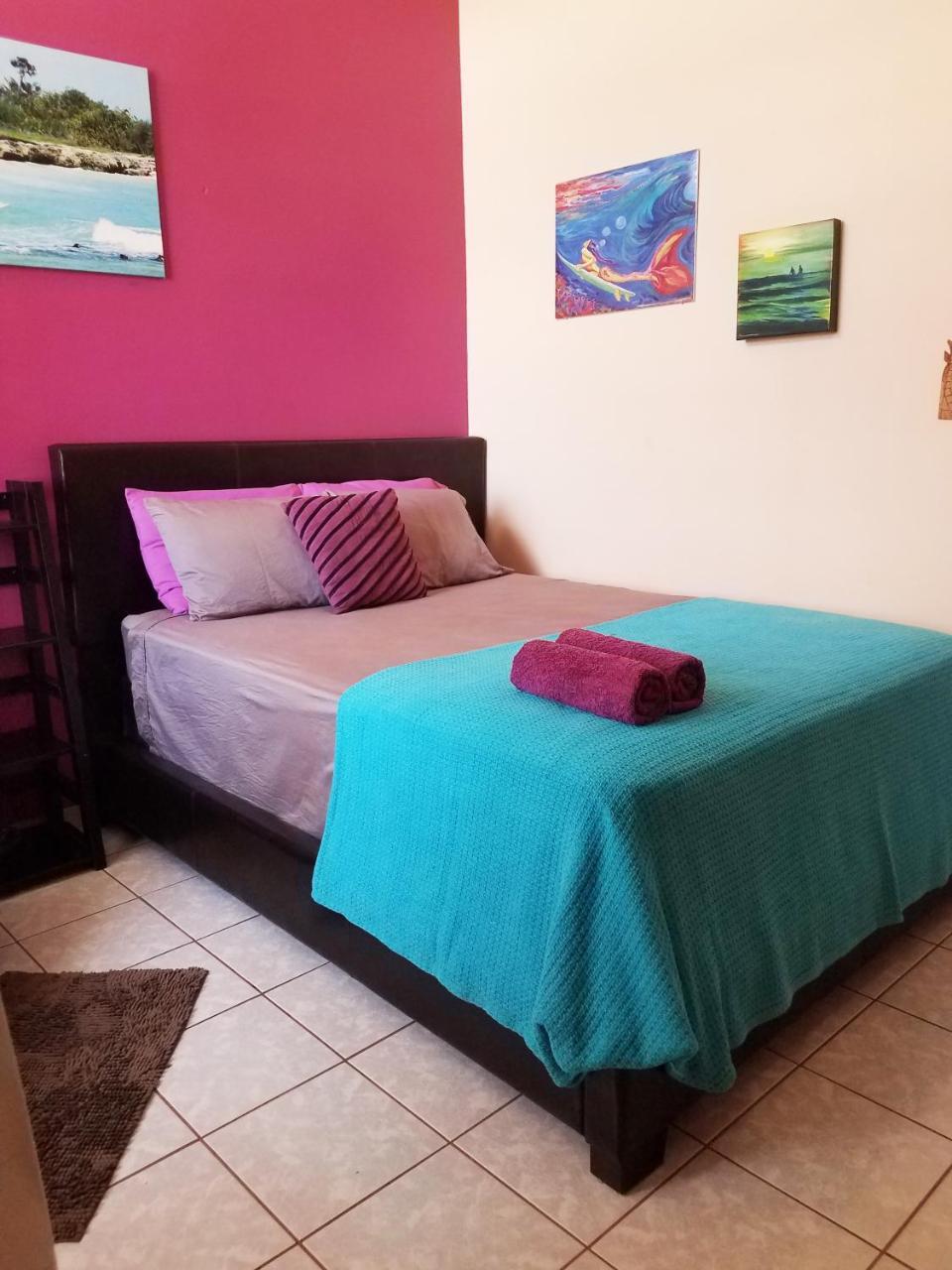 Wssm Surf House Panzió Aguadilla Kültér fotó